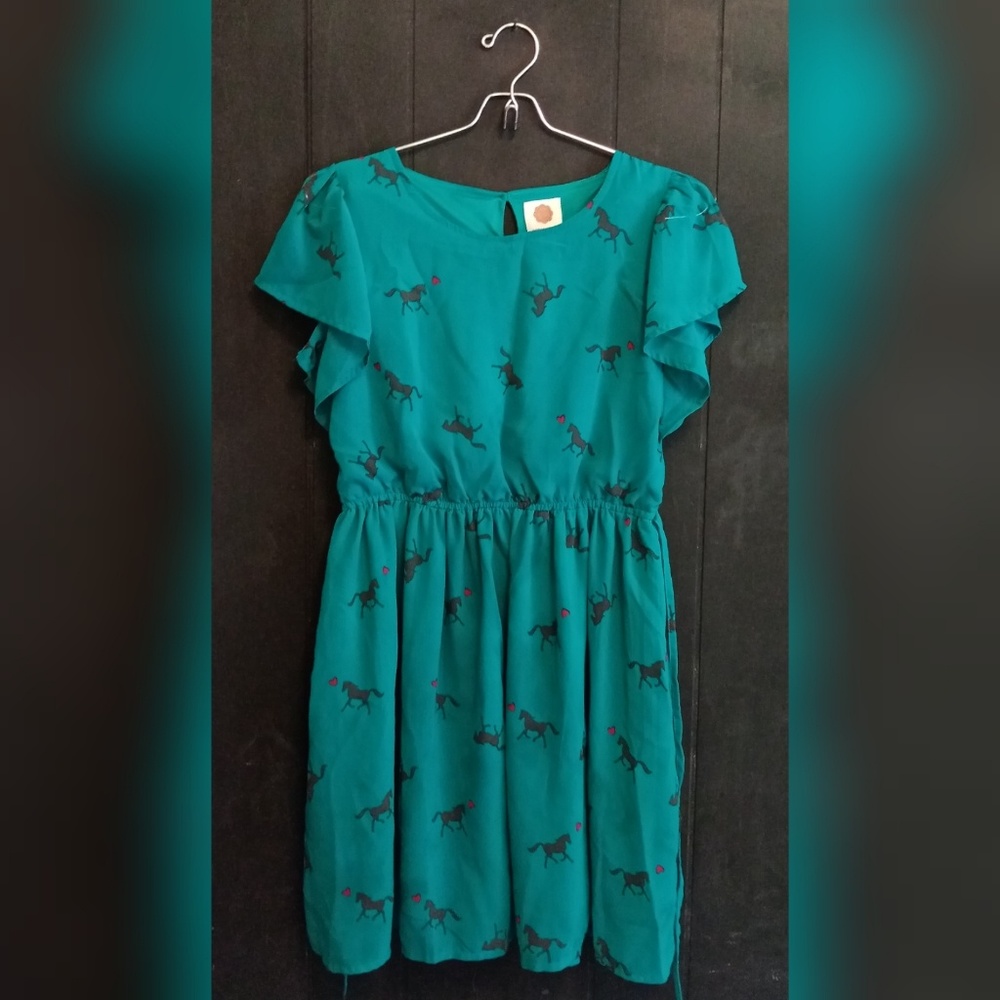 Total girl horse dress